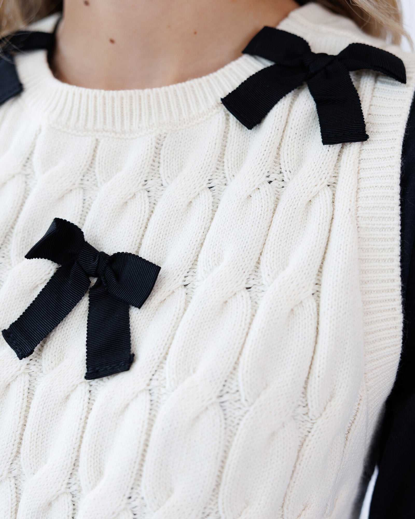 Bow Beautiful Vest
