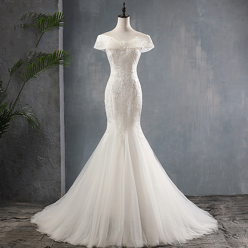 One shoulder bride fishtail wedding dress