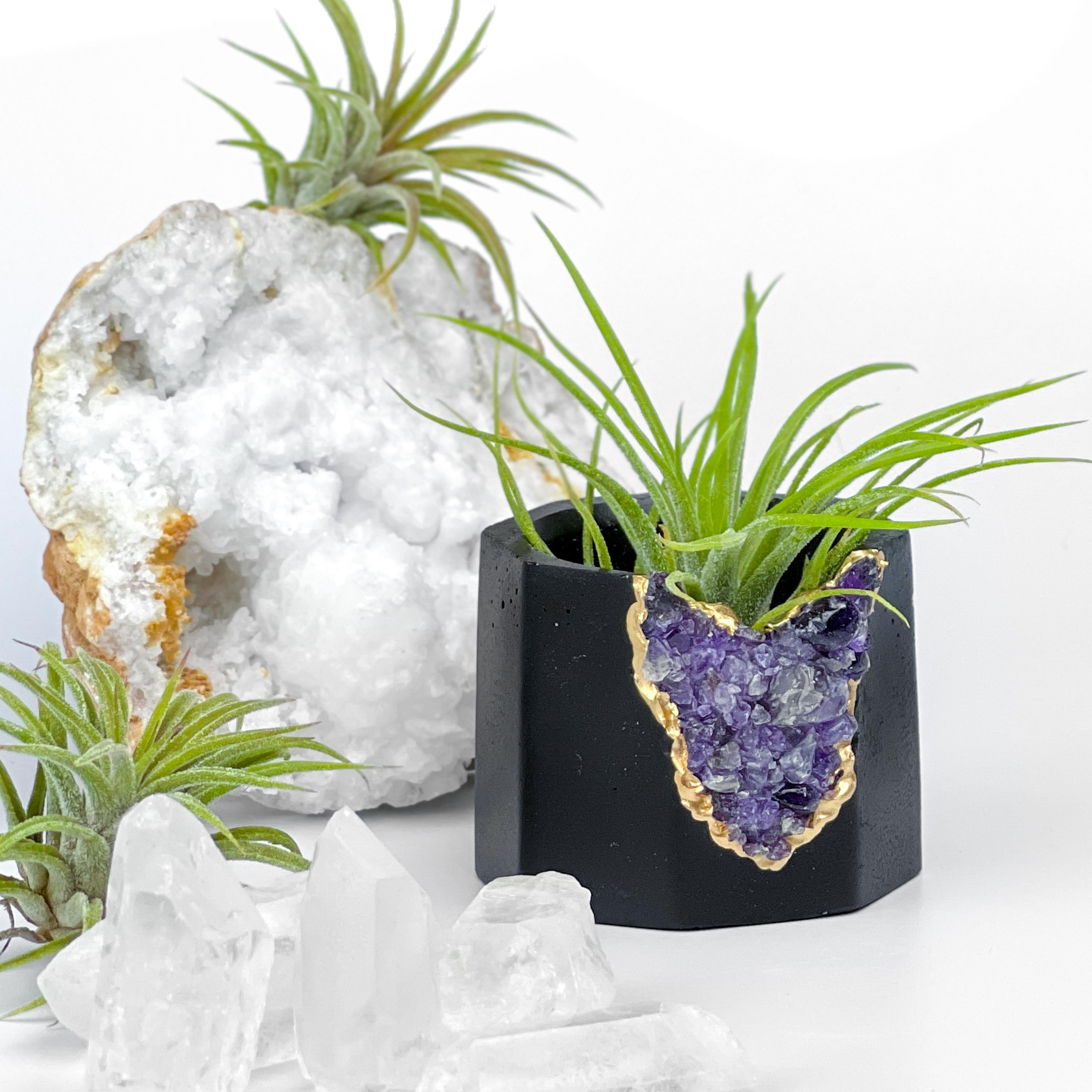 Black AMETHYST GEODE PLANTER