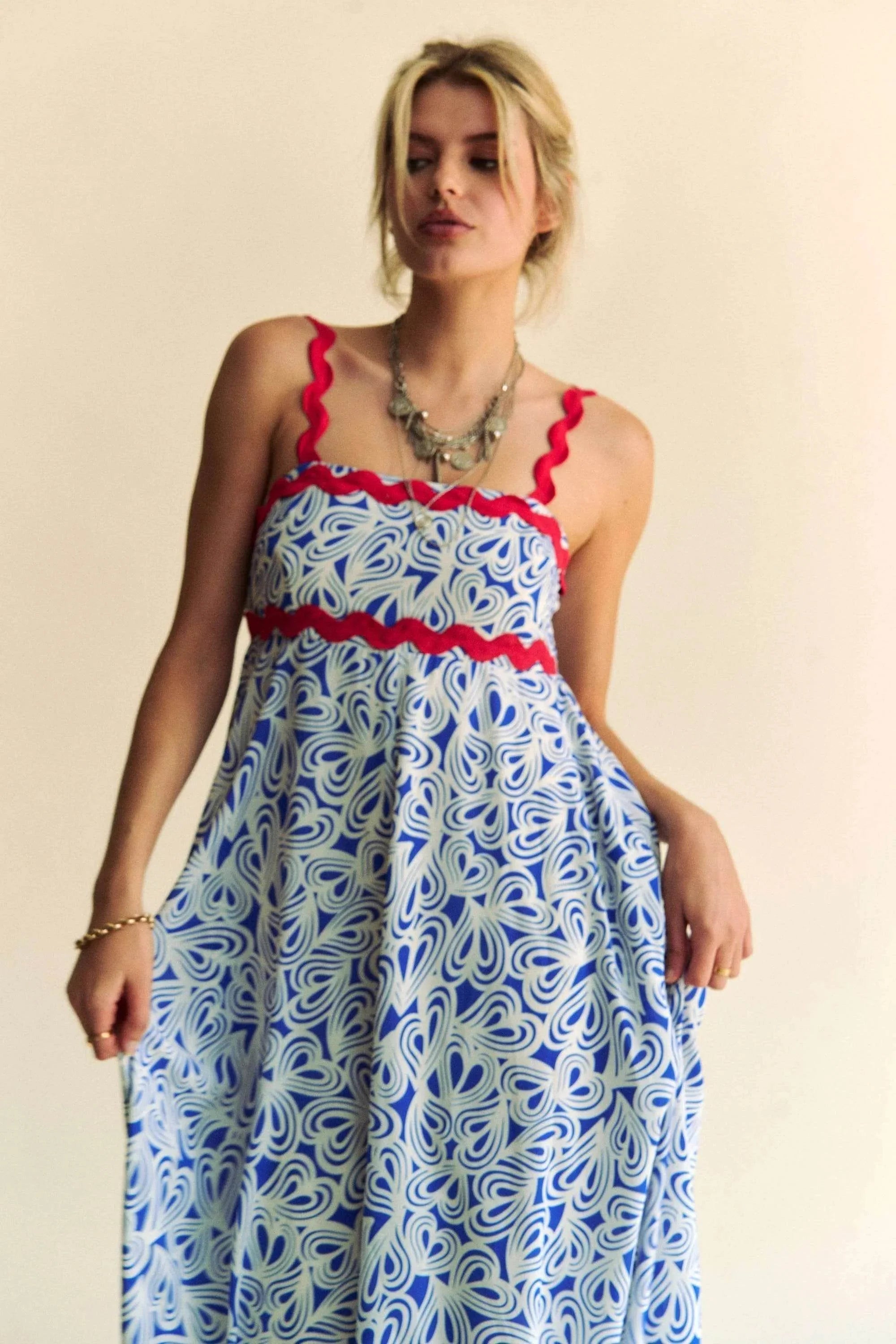 Davi & Dani Geo 2 Tone Printed Wavi Trim Tiered Maxi Dress