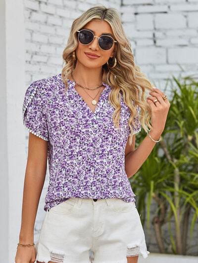Mandy Floral Blouse with Notched Neck Design