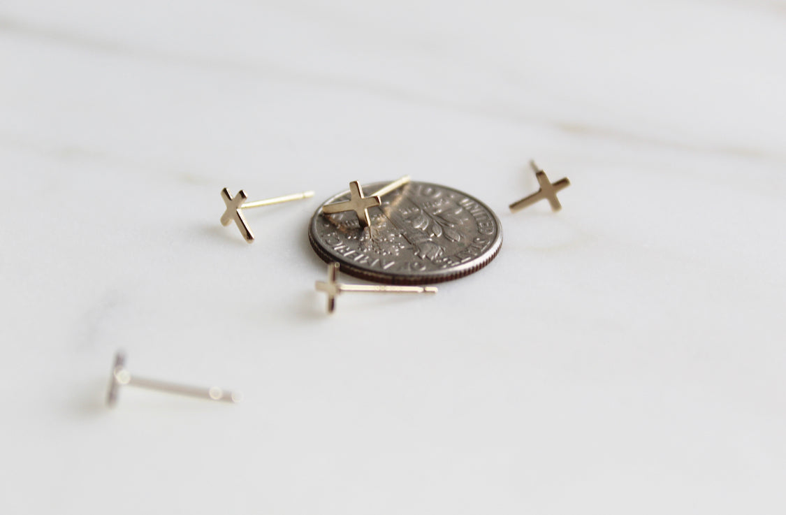 Cross Studs in 14k Gold