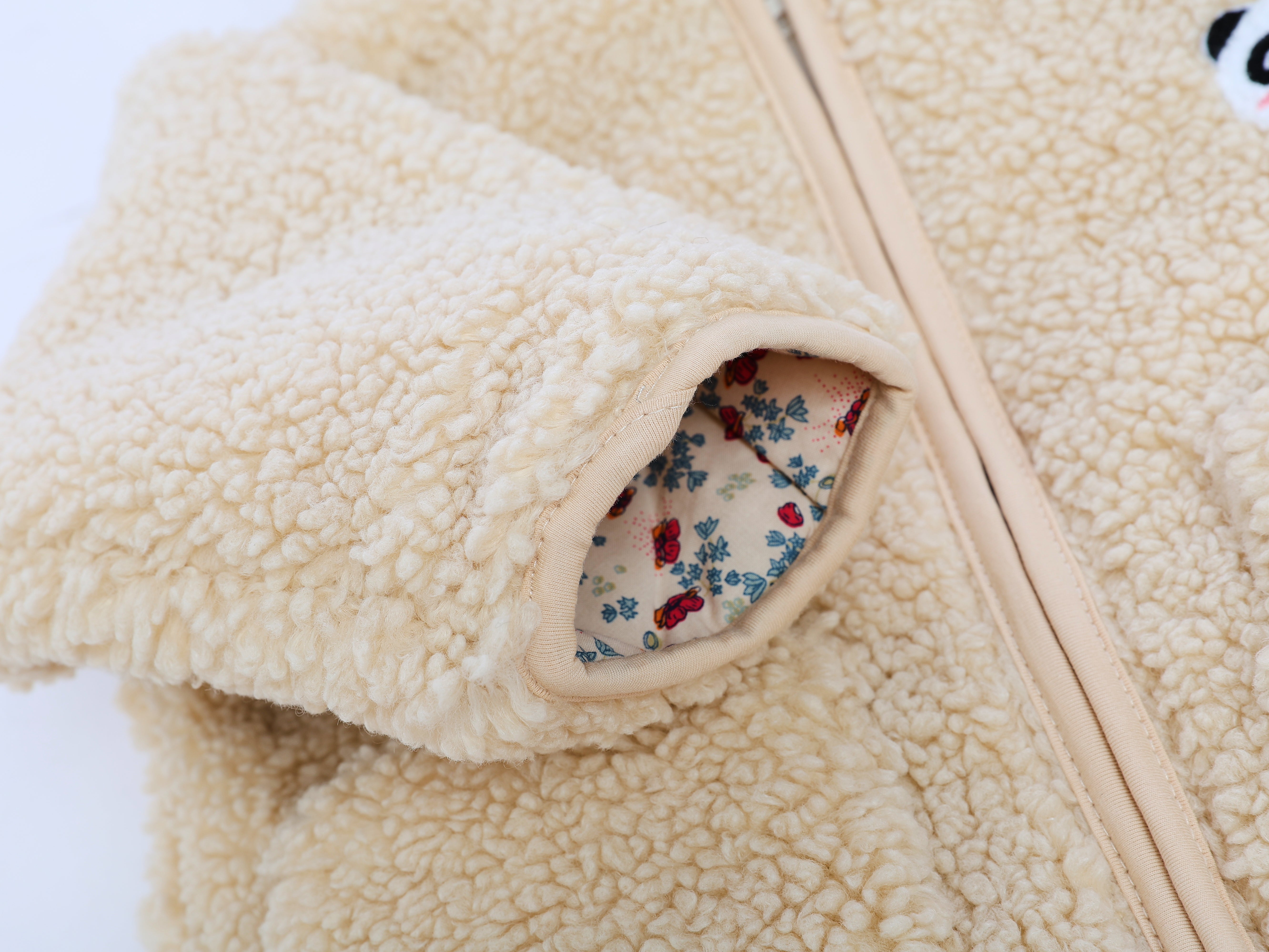 MyKids-USA Unisex Plush Hoodie Coat Outfit Wearing