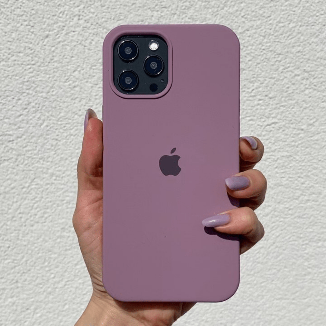 iPhone Silicone Case (Blackcurrant)