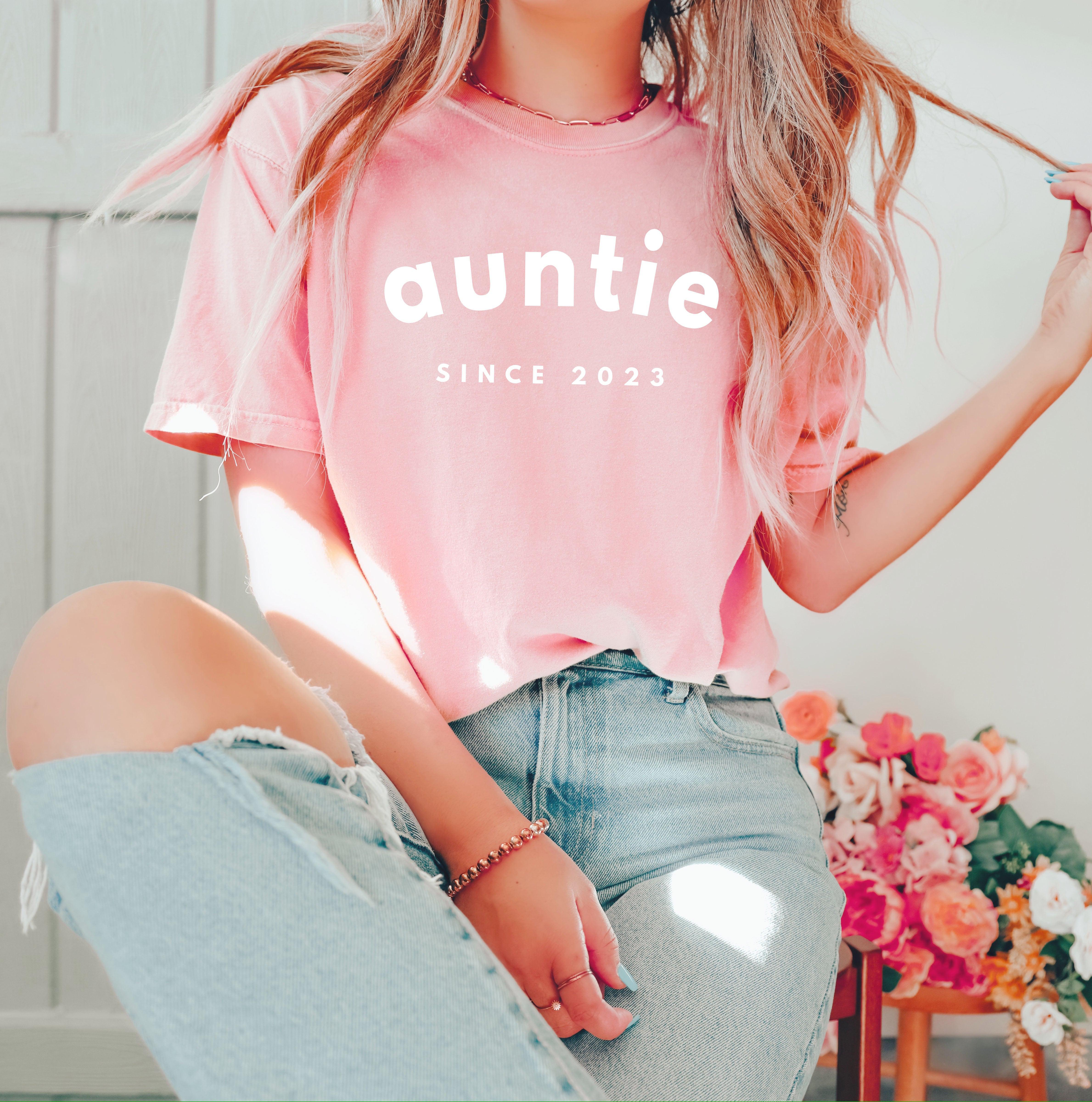 Aunt Personalized Est Year Comfort Colors Graphic Tees (Sportan Font)