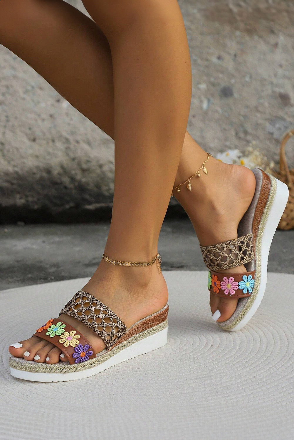 Floral Print Braided Details Wedge Slippers