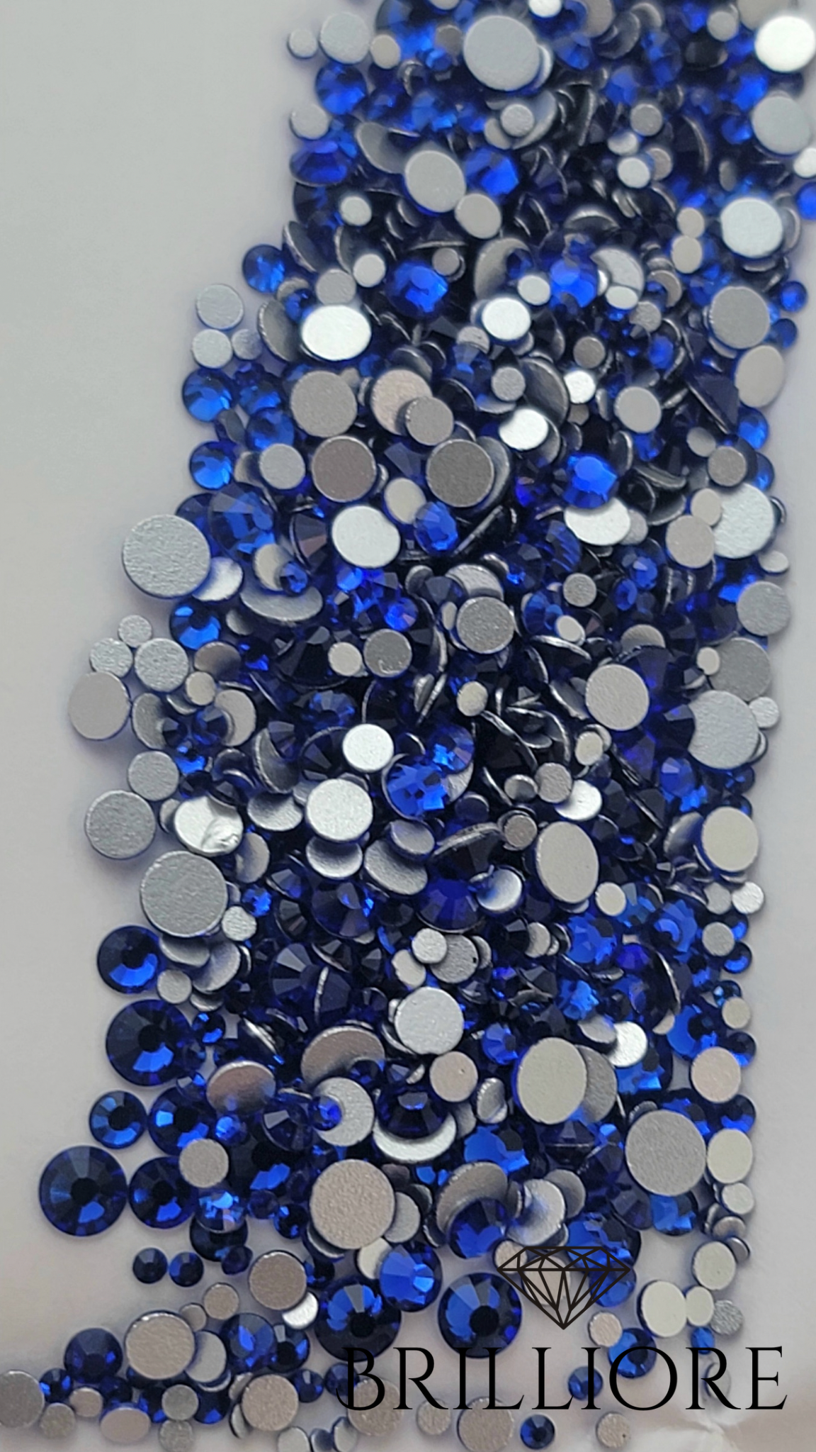 Brilliore Crystals– Ultimate Sparkle for Your Nail Art Designs