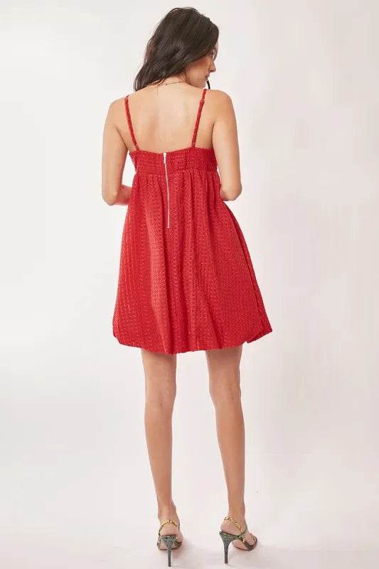 Davi & Dani Textured Sweetheart Neckline Bubble Hem Dress