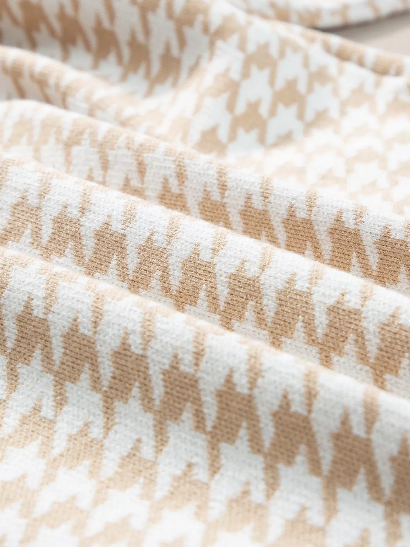 Contrast Edge Metal Button Slim Cardigan with Pockets