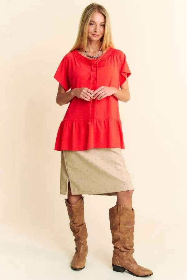 Davi & Dani Solid Lace Trim Neck Short Sleeve Peplum Top