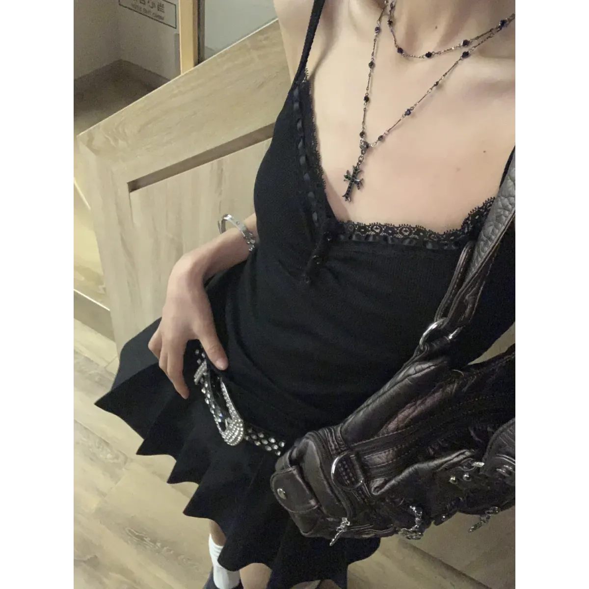 Black Lace Trim Tank Top – Y2K Gothic Coquette Punk Grunge Crop Top